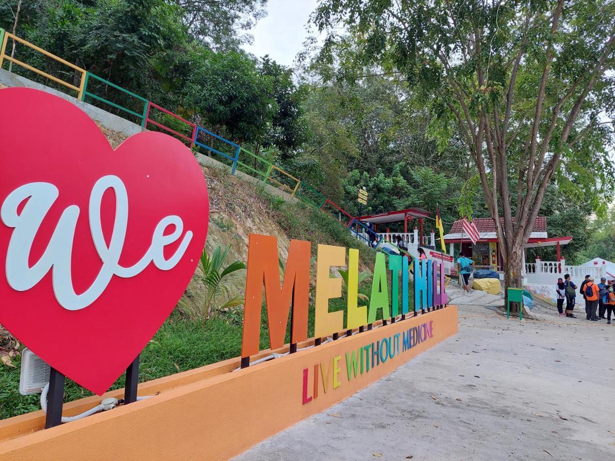E&A Homestay Klia/ Sepang/ Nilai Exterior photo